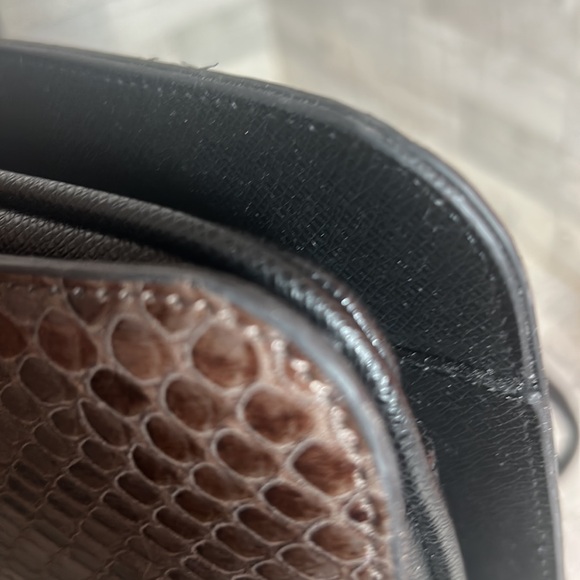 London Fog Faux Python tote EUC - Picture 15 of 17